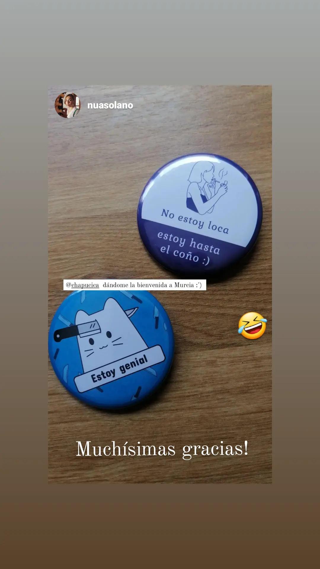 Chapas personalizadas con frases e ilustraciones de humor